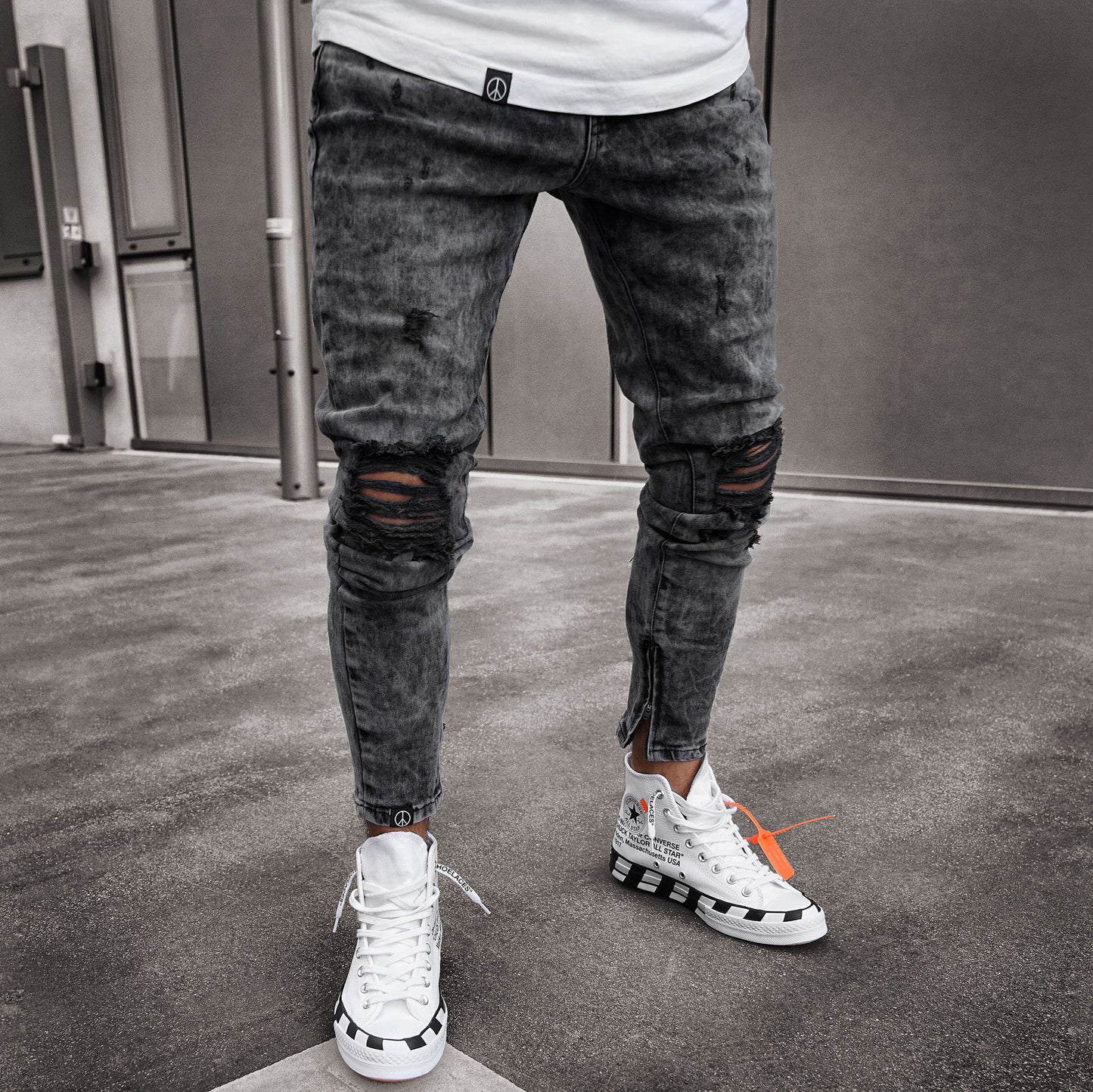 Ripped stretch denim pants