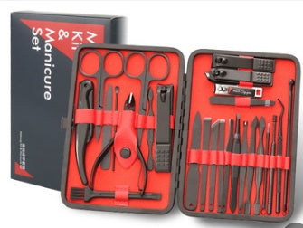 25-26 Piece Set Of Nail Clippers