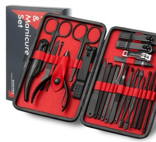 25-26 Piece Set Of Nail Clippers