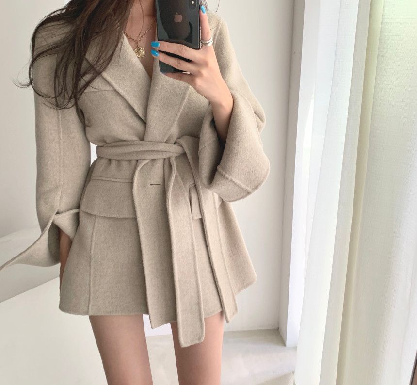 Thin long sleeve woolen coat