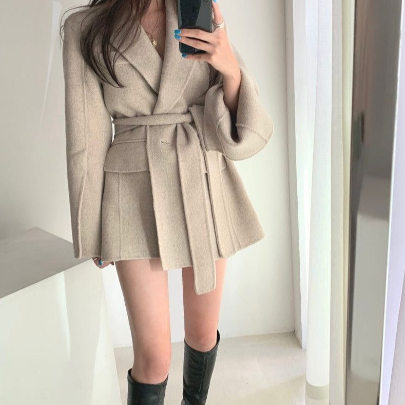 Thin long sleeve woolen coat