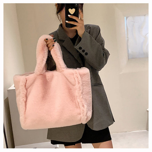 Plush Hand-carrying Bag