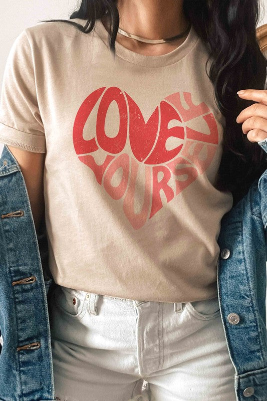 PLUS SIZE - LOVE YOURSELF HEART Graphic T-Shirt